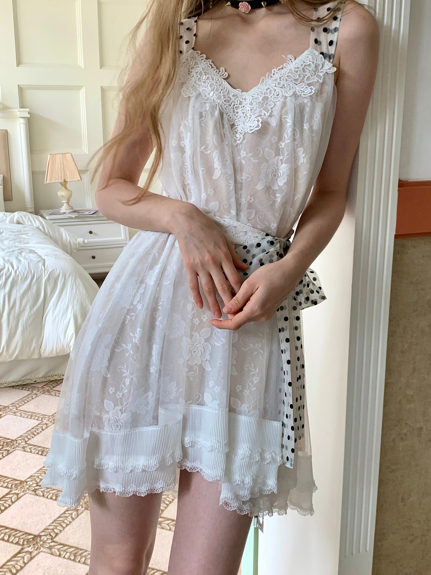 [Pre-sale] Black Pearl in Lace Dress