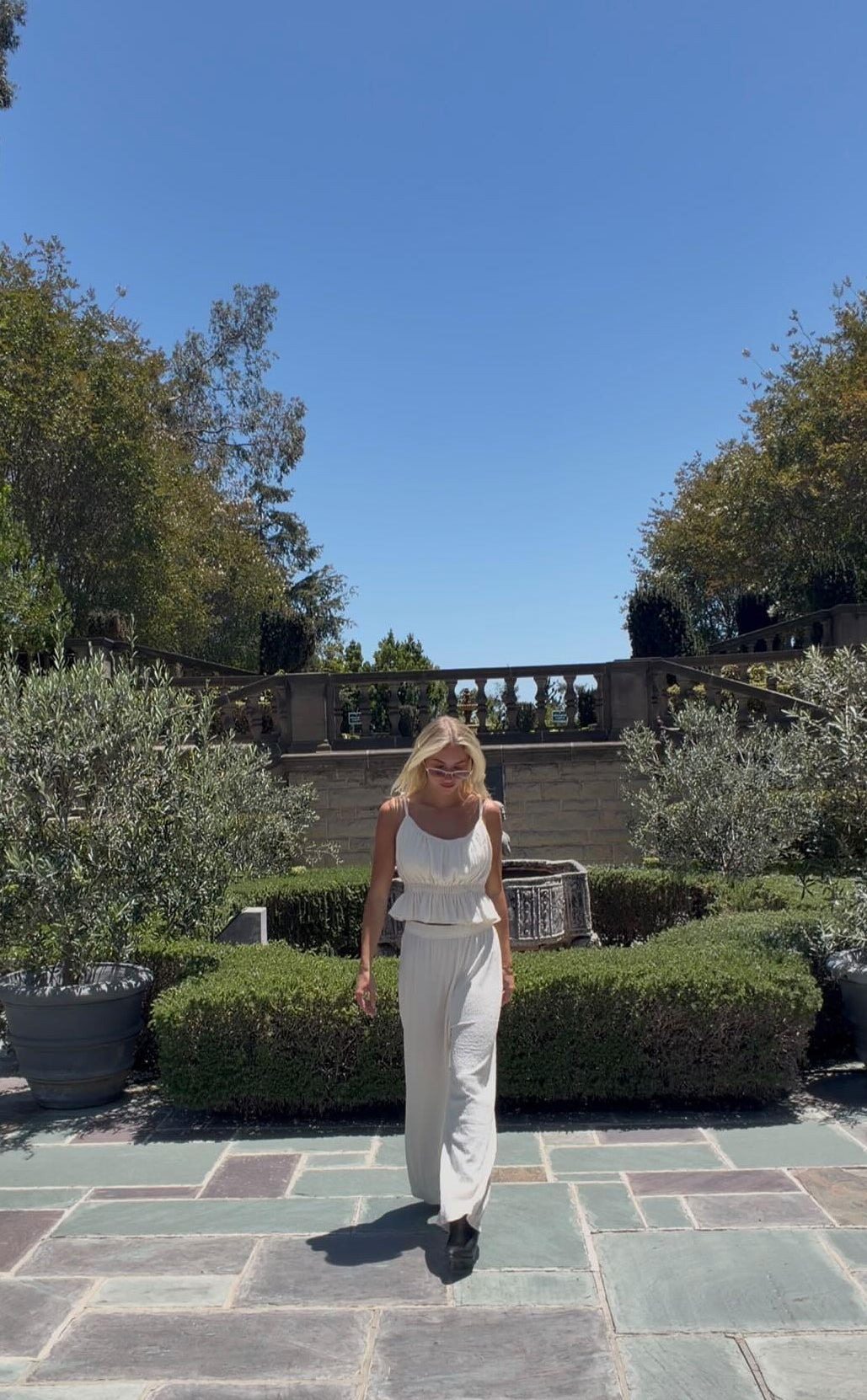 Beverly Garden Set